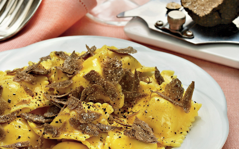 Tortelli di carne al tartufo nero Combiyou